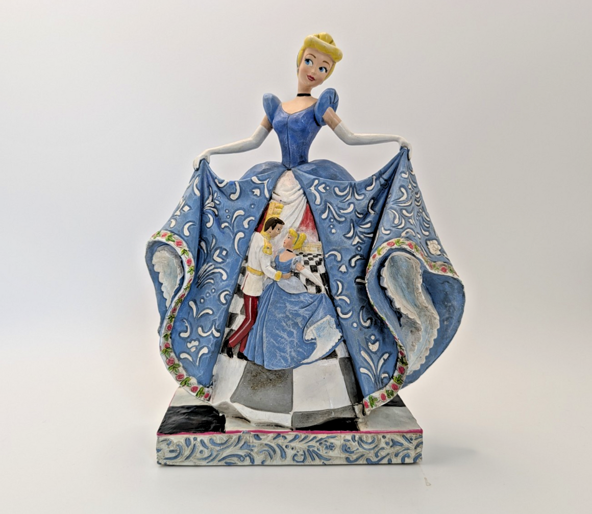 Disney Traditions Showcase Cinderella Romantic Waltz Figurine Jim Shore Scene4