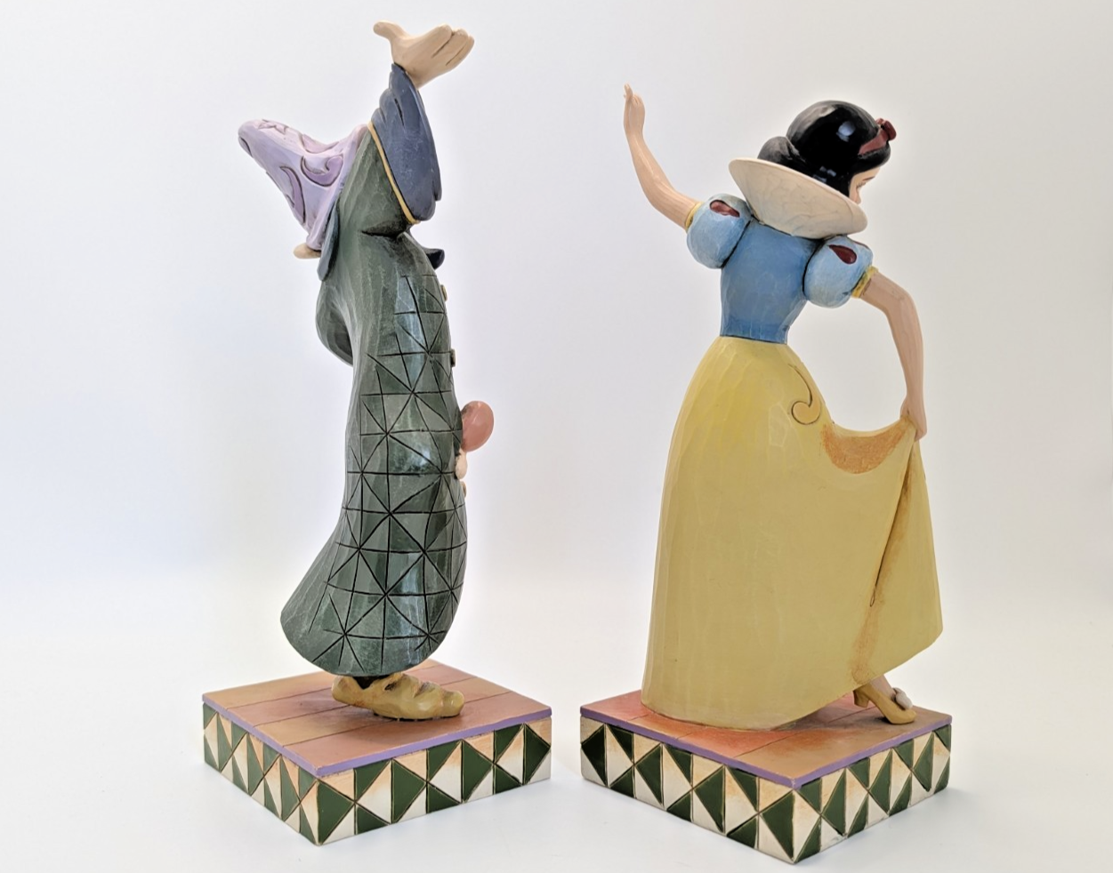 Disney Traditions Snow White and Dopey Dancing Partners boxed figurine