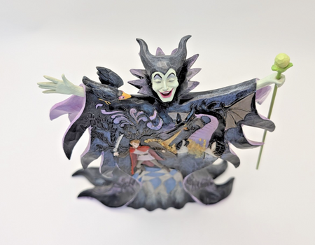 Disney Traditions Maleficent Malevolent Madness figurine 4055439 underside and base detail
