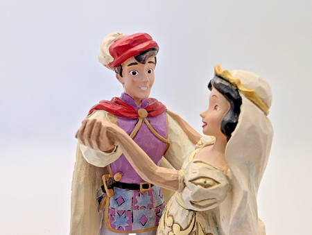Disney Traditions Snow White The First Dance figurine 4056747 photo 15