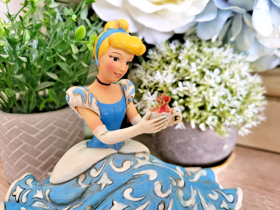 Disney Traditions Cinderella Figurine Caring And Couragious Ornament Jim Shore1