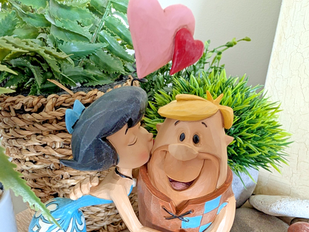 Jim Shore Flintstones Barney and Betty Rubble Romance figurine 4051595 photo 3