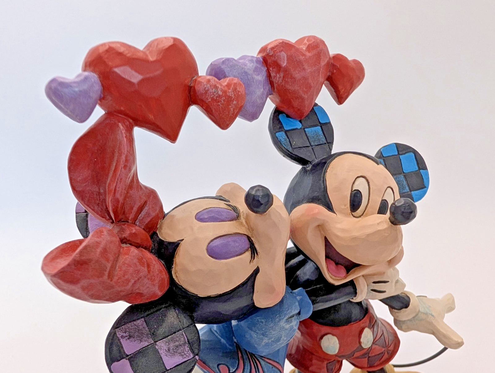 Disney Traditions Showcase Mickey & Minnie Mouse Love Is In The Air Figurine18