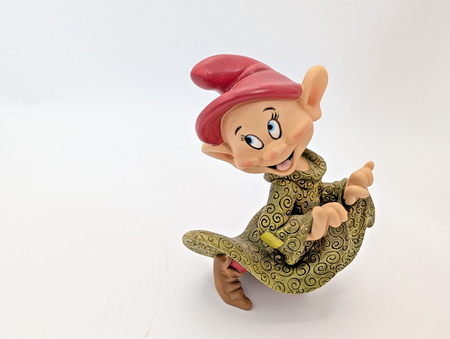 Disney Showcase Haute Couture Snow White & Dopey Christmas Holiday Figurine18