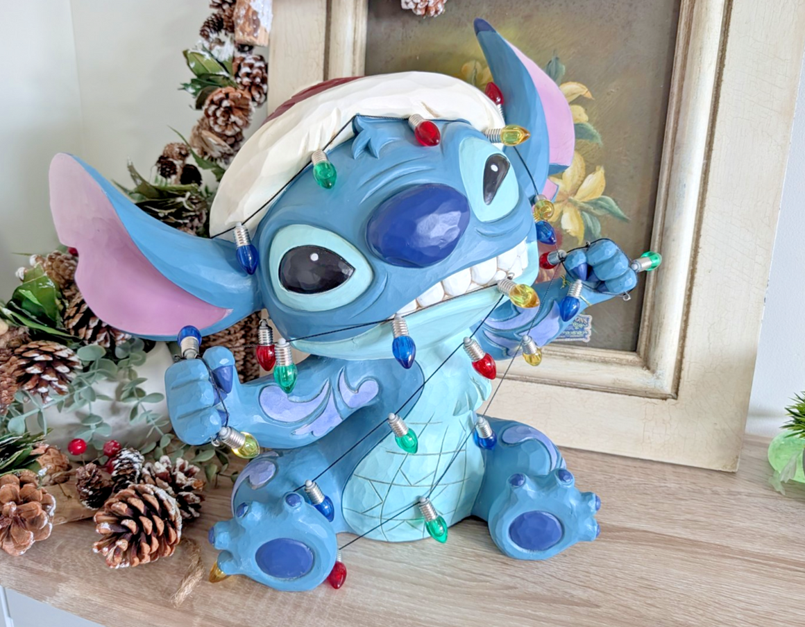 Disney Traditions Holiday Stitch 1739919 Christmas Lights – detail and condition photograph 4