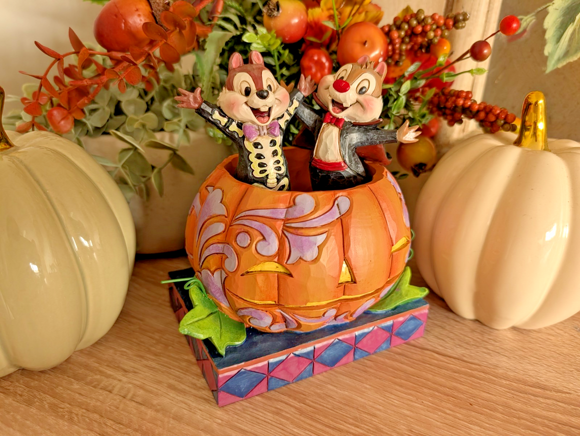 Disney Traditions Chip and Dale Tiny Tricksters Halloween figurine photo 3
