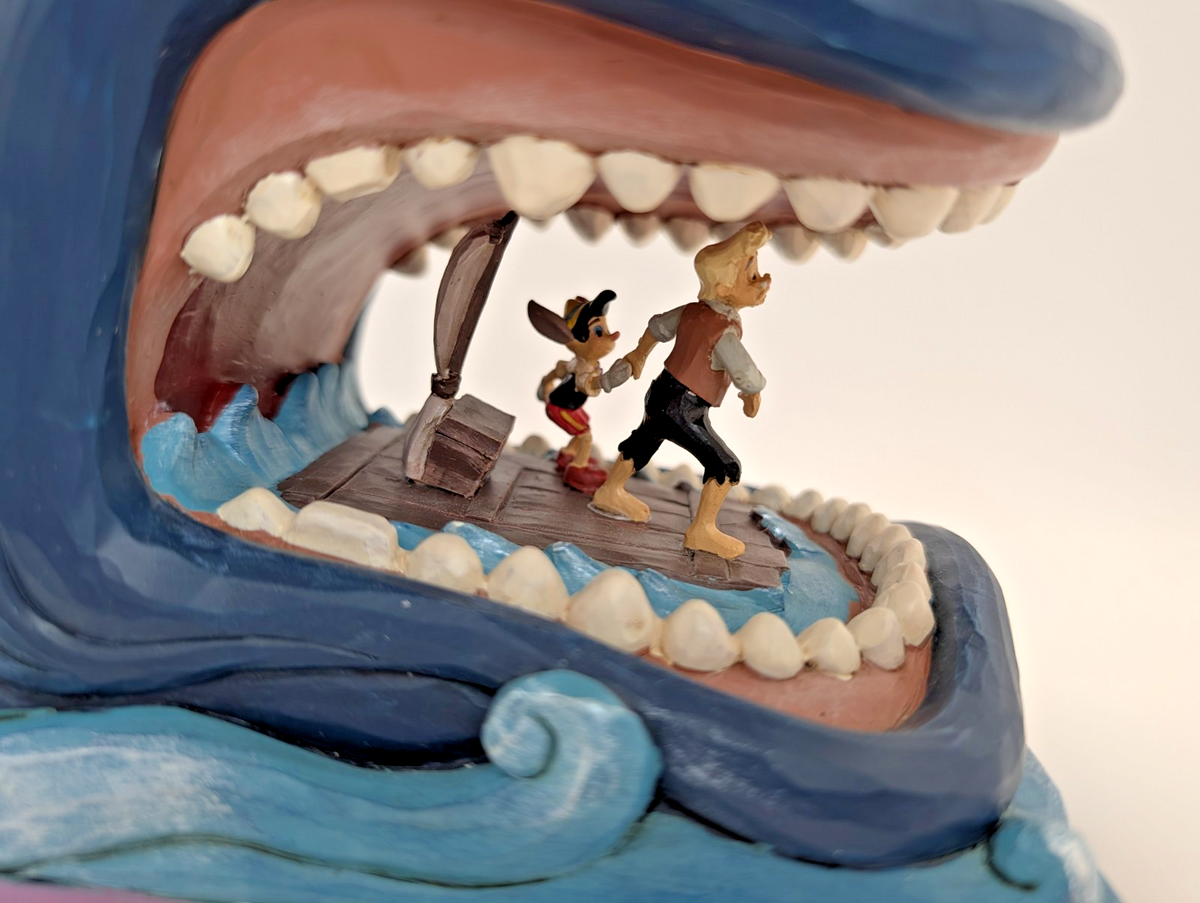 Disney Traditions Pinocchio A Whale of a Whale Figurine Jim Shore 600597110