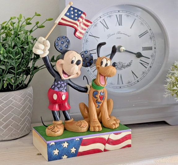 Disney Traditions Mickey and Pluto A Banner Day Figurine 6005975 by Jim Shore